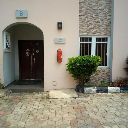 Bayse One Place, Jericho Hotel Ibadan Exterior photo