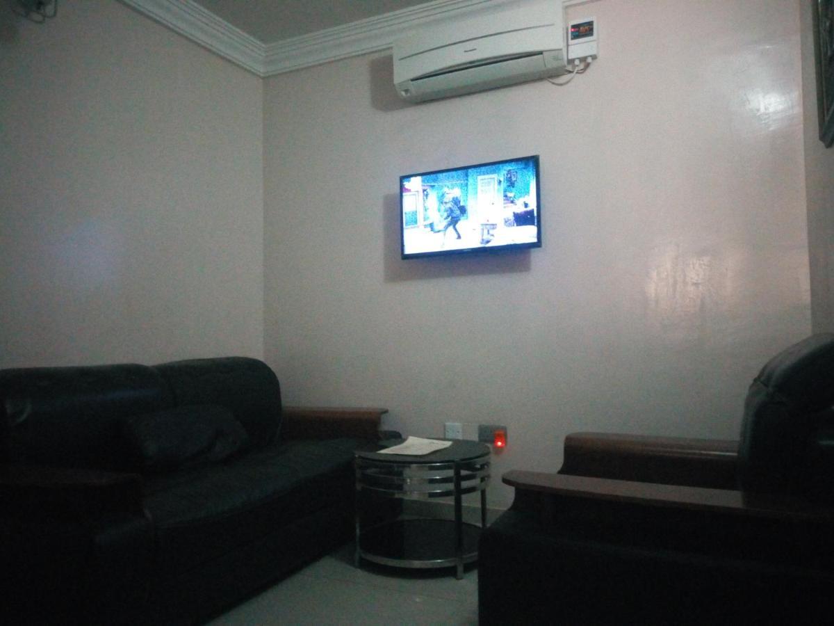 Bayse One Place, Jericho Hotel Ibadan Exterior photo